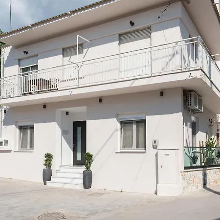 Apartment Iliana & Sarra 1